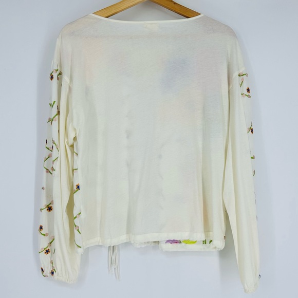 🔥SOLD🔥 Anthropologie Tiny Lori Embroidered Ivory Floral Boho Peasant Top S - Picture 7 of 11